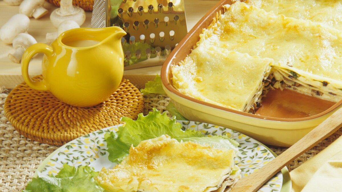 Картофельная запеканка на сковороде - пошаговый рецепт с фото на luchistii-sudak.ru