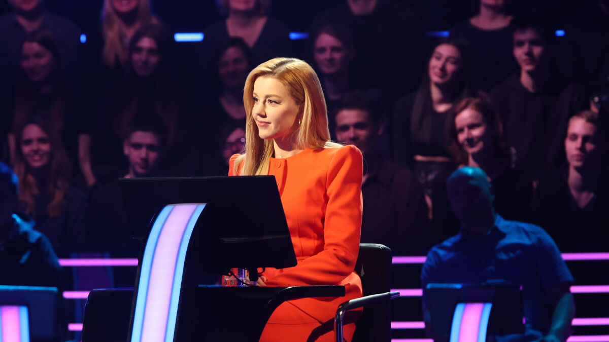 Юлианна Караулова в шоу «Кто хочет стать миллионером?». Фото: 