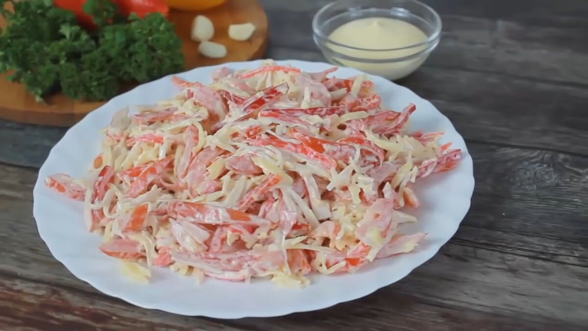 10 крутых салатов с сыром