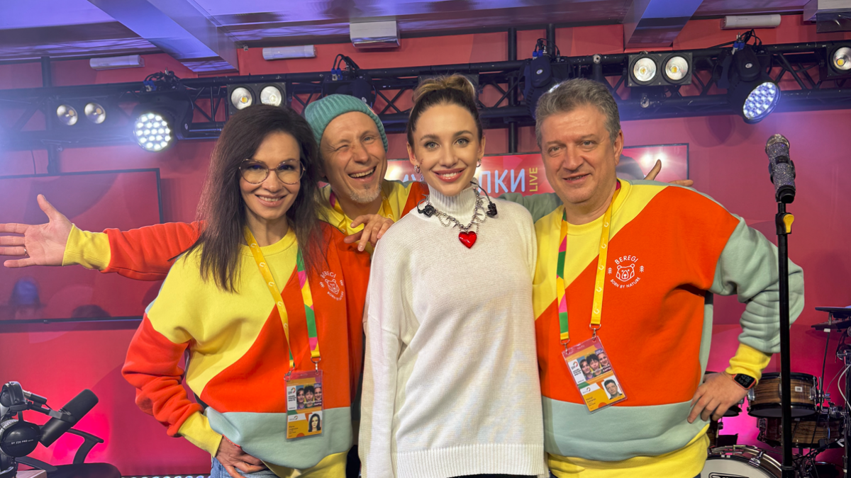 Mia Boyka пообщалась с ведущими шоу «Мурзилки Live». Фото: «Авторадио»
