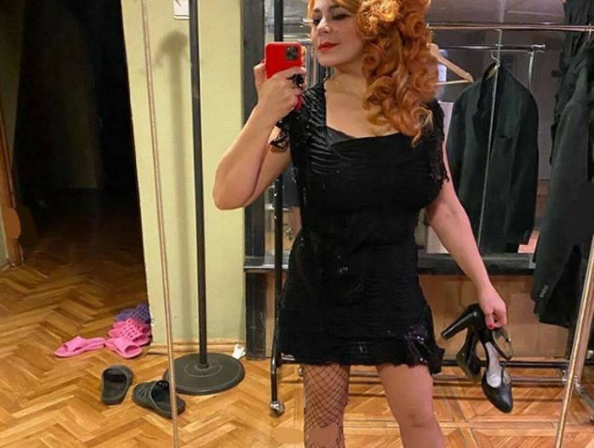 Ирина Пегова в мини платье