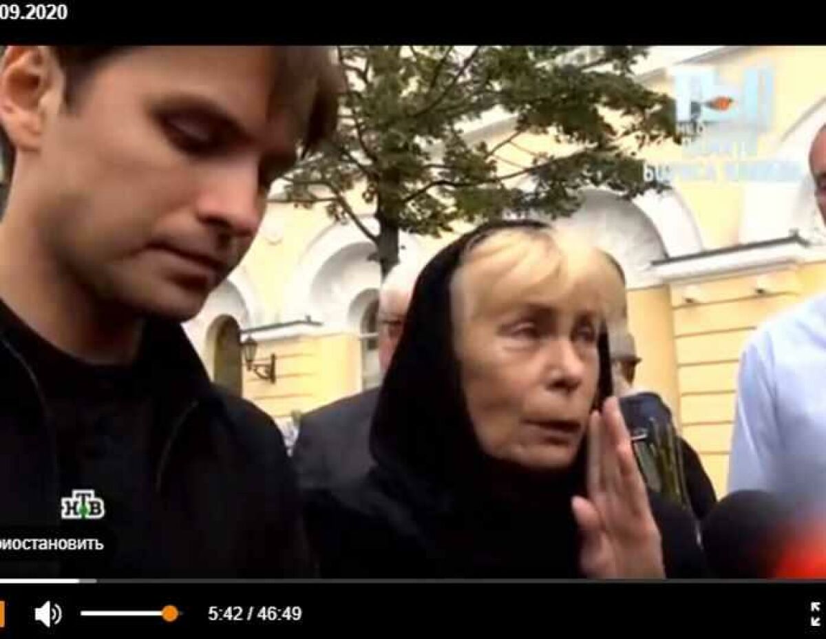 Что говорят вдовы. Фото вдовы Клюева. Как живет вдова Бориса Клюева.
